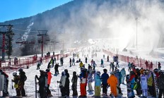爱游戏体育下载:追光｜炎炎夏日，这里的滑雪场“上新”啦！