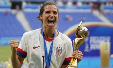 爱游戏官网:USWNT伟大的托宾·希思宣布退休